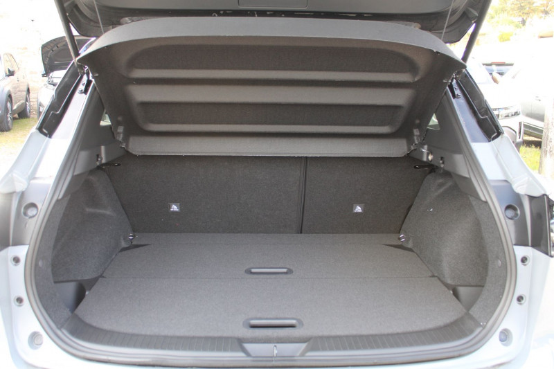 Photo 6 de l'offre de NISSAN QASHQAI VI N-DESIGN E-POWER 190 CV HYBRIDE GPS 3D I-COKPIT TOIT PANO JA 20 BOITE AUTO CVT à 34990€ chez Bougel transactions