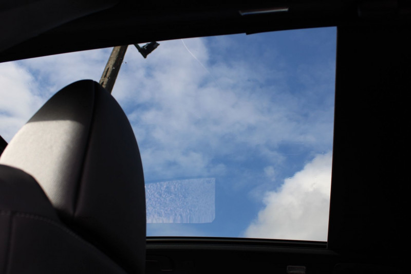 Photo 11 de l'offre de NISSAN QASHQAI VI N-DESIGN E-POWER 190 CV HYBRIDE GPS 3D I-COKPIT TOIT PANO JA 20 BOITE AUTO CVT à 34990€ chez Bougel transactions