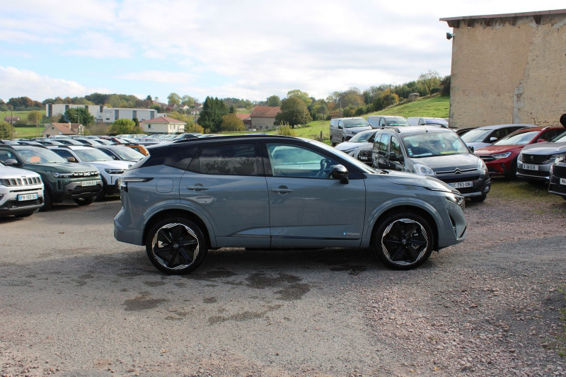 Photo 5 de l'offre de NISSAN QASHQAI VI N-DESIGN E-POWER 190 CV HYBRIDE GPS 3D I-COKPIT TOIT PANO JA 20 BOITE AUTO CVT à 34990€ chez Bougel transactions