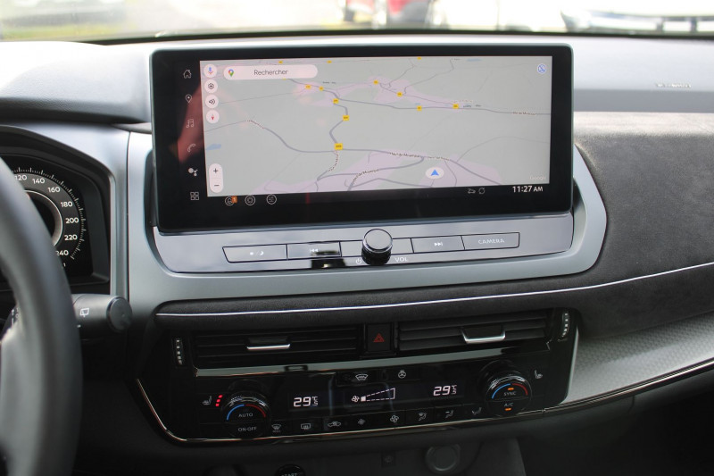 Photo 14 de l'offre de NISSAN QASHQAI VI N-DESIGN E-POWER 190 CV HYBRIDE GPS 3D I-COKPIT TOIT PANO JA 20 BOITE AUTO CVT à 34990€ chez Bougel transactions