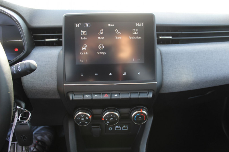 Photo 11 de l'offre de RENAULT CLIO VI BLUE DCI 100 CV EVOLUTION GPS CARPLAY CAMÃRA I-COKPIT USB BLUETOOTH RÃGULATEUR à 20900€ chez Bougel transactions