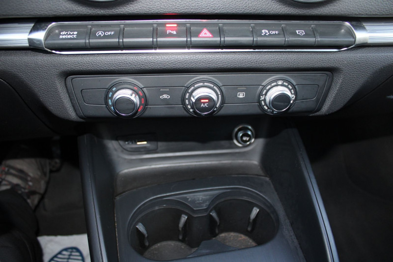 Photo 15 de l'offre de AUDI A3 SPORTBACK 35 TDI 150CH BUSINESS LINE S TRONIC 7 EURO6D-T à 21500€ chez Bougel transactions