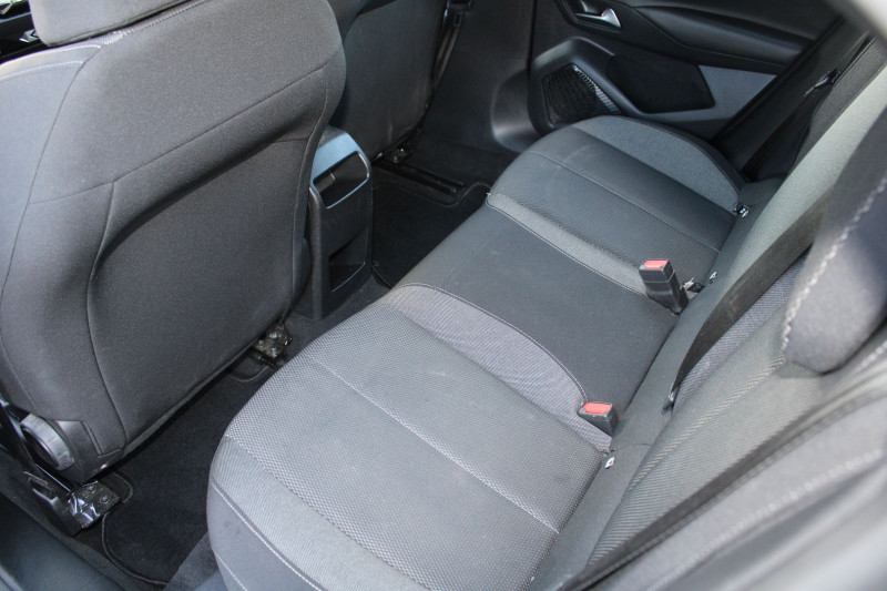 Photo 7 de l'offre de DS DS4 CROSSBACK III BLUE HDI 130 CV BASTILLE GPS CARPLAY I-COKPIT RE JA 17 FULL LED BOITE AUTO EAT-8 à 21800€ chez Bougel transactions