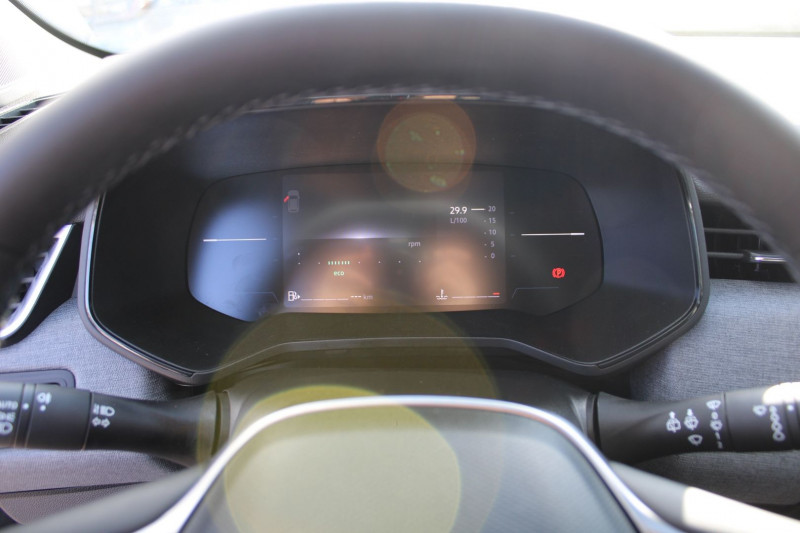 Photo 15 de l'offre de RENAULT CLIO VI BLUE DCI 100 CV EVOLUTION GPS CARPLAY CAMÃRA I-COKPIT USB BLUETOOTH RÃGULATEUR à 20900€ chez Bougel transactions