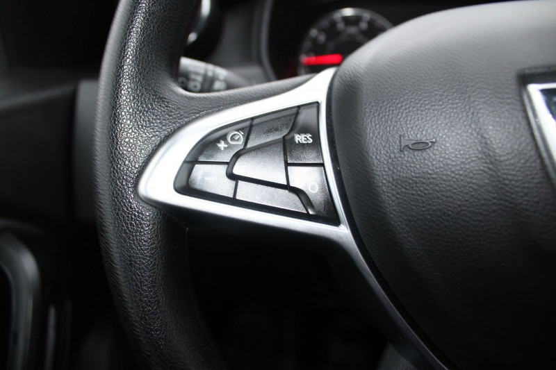 Photo 12 de l'offre de DACIA DUSTER III CONFORT LUXE 1L5 DCI 90 CV BOITE 6V BLUETOOTH RÃGULATEUR CAMÃRA GPS USB ATTELAGE à 14800€ chez Bougel transactions