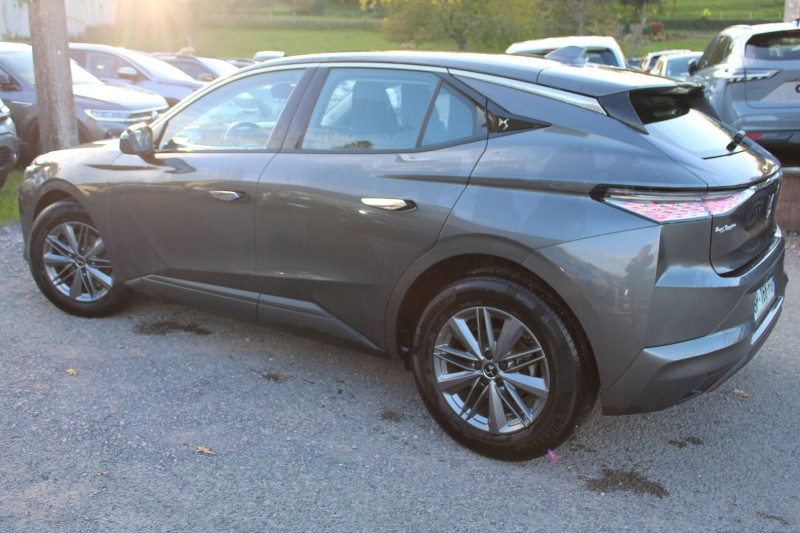 Photo 4 de l'offre de DS DS4 CROSSBACK III BLUE HDI 130 CV BASTILLE GPS CARPLAY I-COKPIT RE JA 17 FULL LED BOITE AUTO EAT-8 à 21800€ chez Bougel transactions