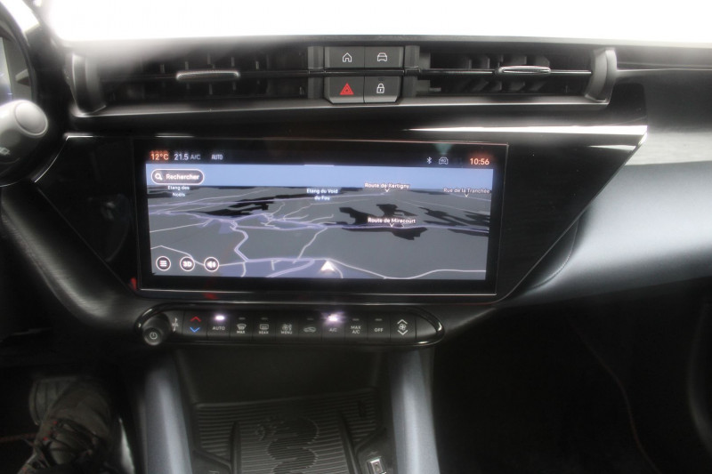 Photo 13 de l'offre de ALFA ROMEO JUNIOR IBRIDA 145 CV HYBRIDE GPS 3D CAMÃRA RE JA 17 I-COKPIT FULL LED BOITE AUTO DCT-6 à 27900€ chez Bougel transactions