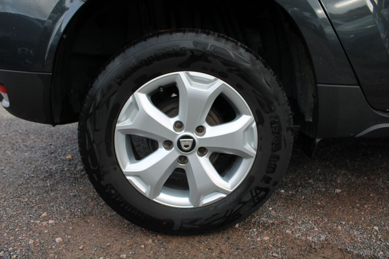 Photo 9 de l'offre de DACIA DUSTER III CONFORT LUXE 1L5 DCI 95 CAMÃRA GPS USB RÃGULATEUR BLUETOOTH CLIMAT LEDS ATTELAGE à 16900€ chez Bougel transactions