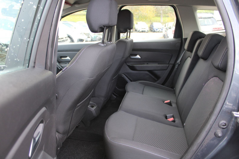 Photo 11 de l'offre de DACIA DUSTER III CONFORT LUXE 1L5 DCI 95 CAMÃRA GPS USB RÃGULATEUR BLUETOOTH CLIMAT LEDS ATTELAGE à 16900€ chez Bougel transactions