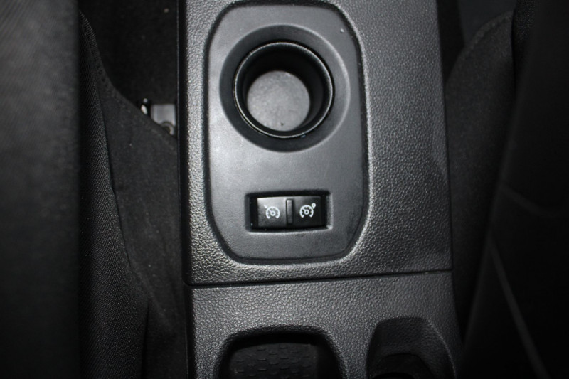 Photo 16 de l'offre de DACIA DUSTER III CONFORT LUXE 1L5 DCI 90 CV BOITE 6V BLUETOOTH RÃGULATEUR CAMÃRA GPS USB ATTELAGE à 14800€ chez Bougel transactions