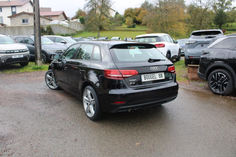 Photo 3 de l'offre de AUDI A3 SPORTBACK TDI 116 CV DESIGN GPS 3D XÃNON+LED CLIM RE AUDIO MP3 JA 18 USB RADAR BLUETOOTH à 16900€ chez Bougel transactions