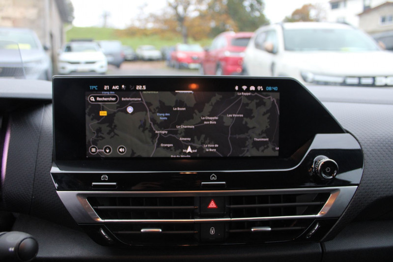 Photo 15 de l'offre de CITROEN C4 X BLUE HDI 130 CV MAX GPS 3D CAMÃRA USB JA 18 FULL LED I-COKPIT BOITE AUTO EAT-8 à 23990€ chez Bougel transactions
