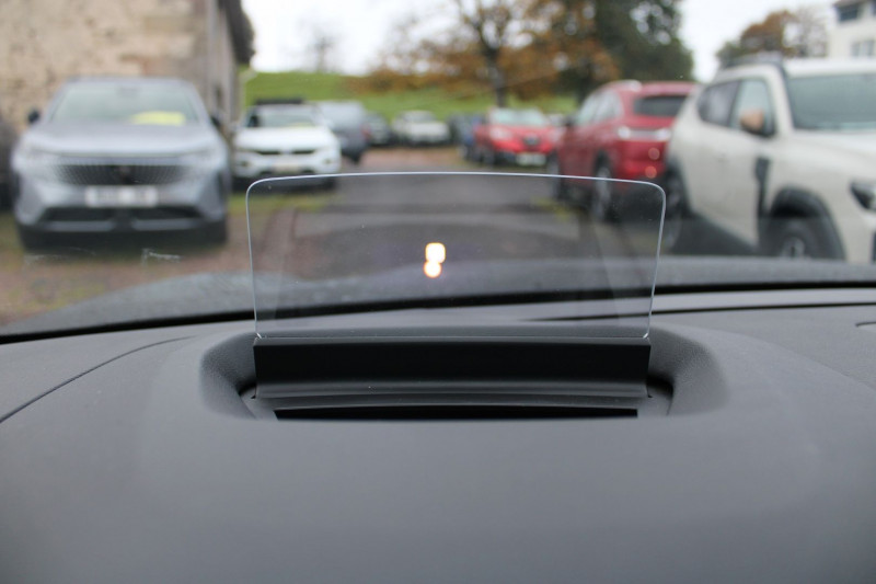 Photo 14 de l'offre de CITROEN C4 X BLUE HDI 130 CV MAX GPS 3D CAMÃRA USB JA 18 FULL LED I-COKPIT BOITE AUTO EAT-8 à 23990€ chez Bougel transactions