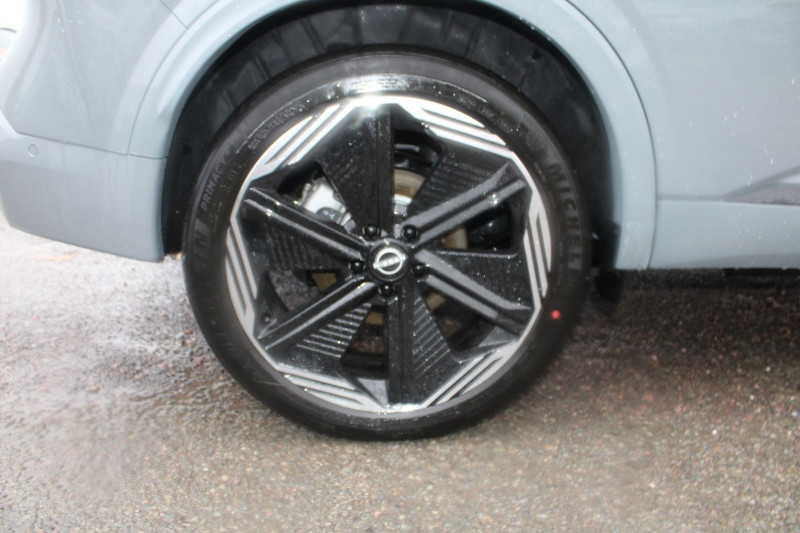 Photo 7 de l'offre de NISSAN QASHQAI VI N-DESIGN E-POWER 190 CV HYBRIDE GPS 3D I-COKPIT TOIT PANO JA 20 BOITE AUTO CVT à 34990€ chez Bougel transactions