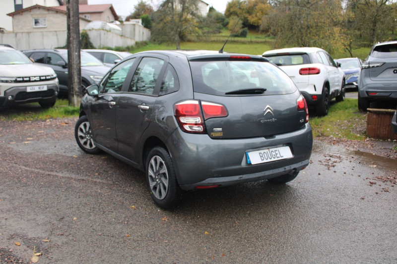 Photo 3 de l'offre de CITROEN C3 II CONFORT 1L4 HDI 70 CV CLIM AUDIO SAT MP3 RÃGULATEUR ROUE DE SECOURS BOITE AUTO à 8990€ chez Bougel transactions