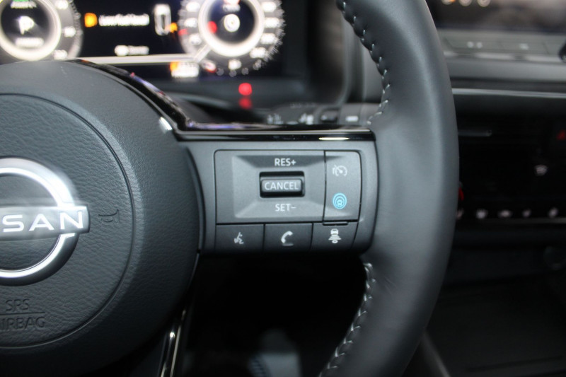 Photo 11 de l'offre de NISSAN QASHQAI VI N-DESIGN E-POWER 190 CV HYBRIDE GPS 3D I-COKPIT TOIT PANO JA 20 BOITE AUTO CVT à 34990€ chez Bougel transactions