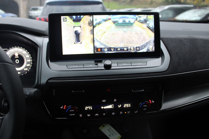 Photo 19 de l'offre de NISSAN QASHQAI VI N-DESIGN E-POWER 190 CV HYBRIDE GPS 3D I-COKPIT TOIT PANO JA 20 BOITE AUTO CVT à 34990€ chez Bougel transactions