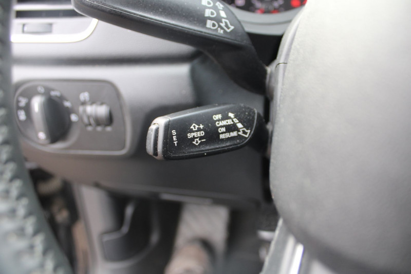 Photo 12 de l'offre de AUDI Q3 AMBIANTE 2L TDI 150 CV GPS 3D XÃNON+LED USB RADAR BLUETOOTH RÃGULATEUR PK HIVER à 19500€ chez Bougel transactions