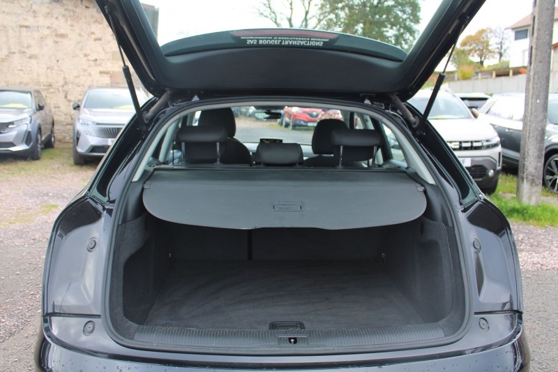 Photo 6 de l'offre de AUDI Q3 AMBIANTE 2L TDI 150 CV GPS 3D XÃNON+LED USB RADAR BLUETOOTH RÃGULATEUR PK HIVER à 19500€ chez Bougel transactions