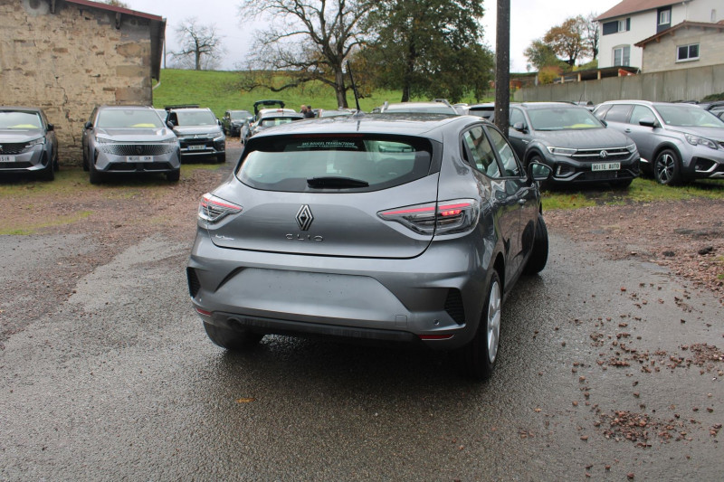 Photo 2 de l'offre de RENAULT CLIO VI EVOLUTION DIESEL BLUEDCI 100 CV BOITE 6V CAMÃRA USB GPS LINK BLUETOOTH FULL LEDS à 20900€ chez Bougel transactions