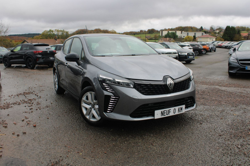 Photo 1 de l'offre de RENAULT CLIO VI EVOLUTION DIESEL BLUEDCI 100 CV BOITE 6V CAMÃRA USB GPS LINK BLUETOOTH FULL LEDS à 20900€ chez Bougel transactions