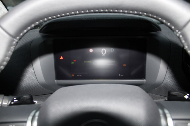 Photo 18 de l'offre de CITROEN C4 PHASE 5 COLLECTION HYBRIDE 145 CV GPS 3D CAMÃRA JA 18 I-COKPIT FULL LED BOITE AUTO DCS-6 à 23990€ chez Bougel transactions