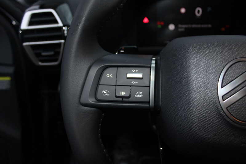 Photo 11 de l'offre de CITROEN C4 PHASE 5 COLLECTION HYBRIDE 145 CV GPS 3D CAMÃRA JA 18 I-COKPIT FULL LED BOITE AUTO DCS-6 à 23990€ chez Bougel transactions