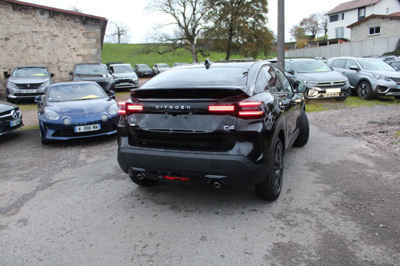 Photo 2 de l'offre de CITROEN C4 PHASE 5 COLLECTION HYBRIDE 145 CV GPS 3D CAMÃRA JA 18 I-COKPIT FULL LED BOITE AUTO DCS-6 à 23990€ chez Bougel transactions