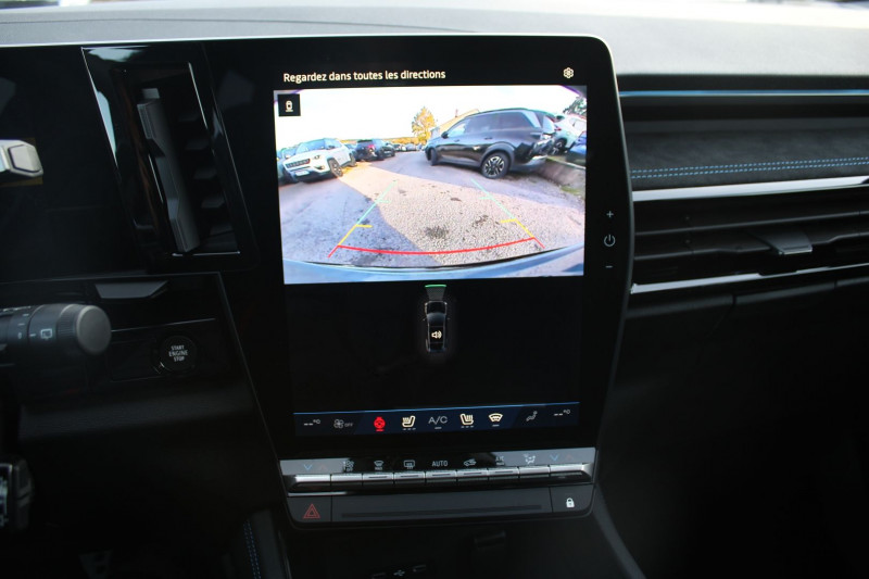 Photo 15 de l'offre de RENAULT AUSTRAL II 200 CV E-TECH HYBRIDE ESPRIT ALPINE CAMÃRA GPS 3D I-COKPIT FULL LED BOITE AUTO à 39500€ chez Bougel transactions