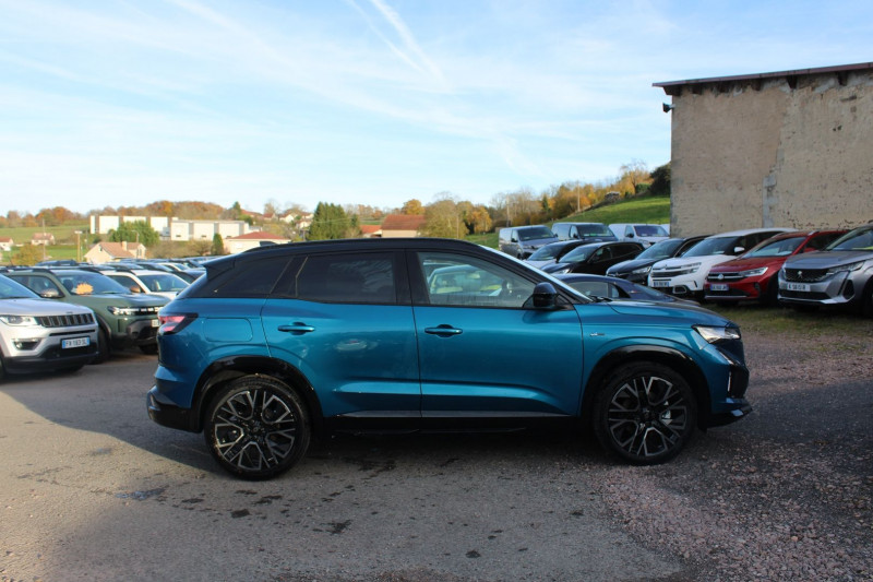 Photo 5 de l'offre de RENAULT AUSTRAL II 200 CV E-TECH HYBRIDE ESPRIT ALPINE CAMÃRA GPS 3D I-COKPIT FULL LED BOITE AUTO à 39500€ chez Bougel transactions