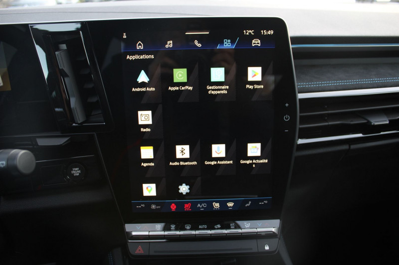 Photo 17 de l'offre de RENAULT AUSTRAL II 200 CV E-TECH HYBRIDE ESPRIT ALPINE CAMÃRA GPS 3D I-COKPIT FULL LED BOITE AUTO à 39500€ chez Bougel transactions