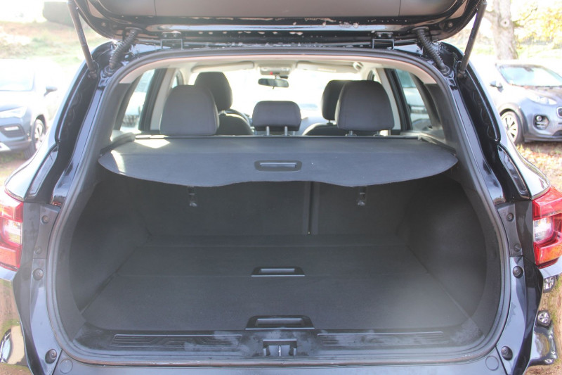 Photo 6 de l'offre de RENAULT KADJAR BUSINESS 1L5 DCI 110 CV GPS 3D CLIM AUDIO USB JA 17 RADAR BLUETOOTH RÃGULATEUR à 13990€ chez Bougel transactions
