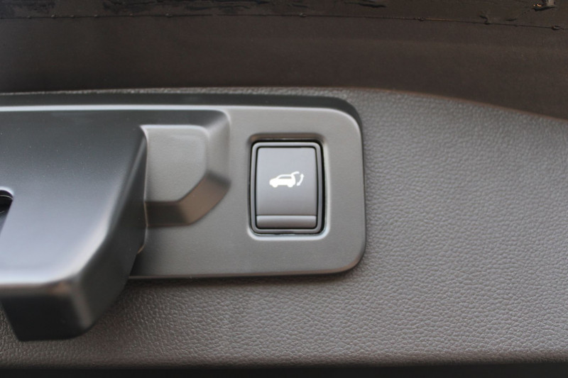 Photo 7 de l'offre de RENAULT AUSTRAL II 200 CV E-TECH HYBRIDE ESPRIT ALPINE CAMÃRA GPS 3D I-COKPIT FULL LED BOITE AUTO à 39500€ chez Bougel transactions