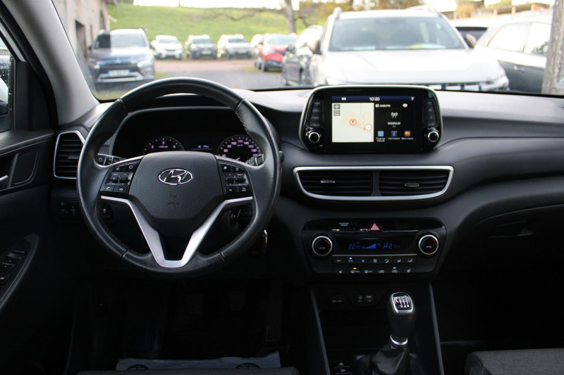 Photo 12 de l'offre de HYUNDAI TUCSON III 1L6 CRDI 115 CV INTUITIVE CAMÃRA GPS USB TOIT OUVRANT PANO ABS JANTES 19 BOITE 6 à 18990€ chez Bougel transactions