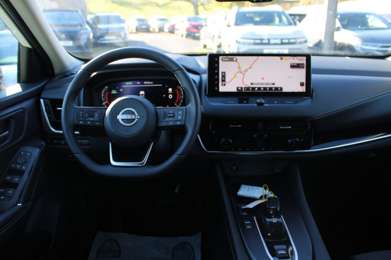 Photo 11 de l'offre de NISSAN QASHQAI 5 N-CONNECTA E-POWER 190 CV HYBRIDE GPS 3D CAMÃRA 360Â° JA 18 I-COKPIT BOITE AUTO à 29990€ chez Bougel transactions