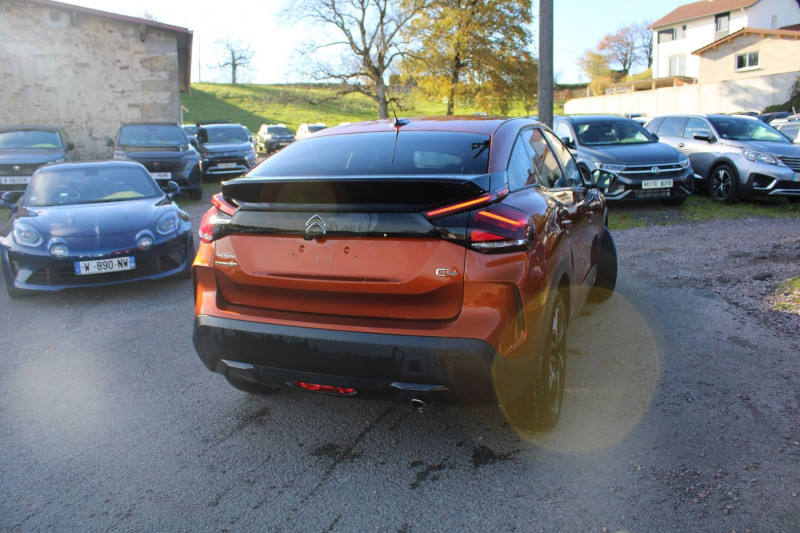 Photo 2 de l'offre de CITROEN C4 PHASE SHINE BLUEHDI 110 CV BOITE 6V DIESEL CUIR TOIT OUVRANT CAMÃRA 360 GPS FULL LEDS à 16990€ chez Bougel transactions