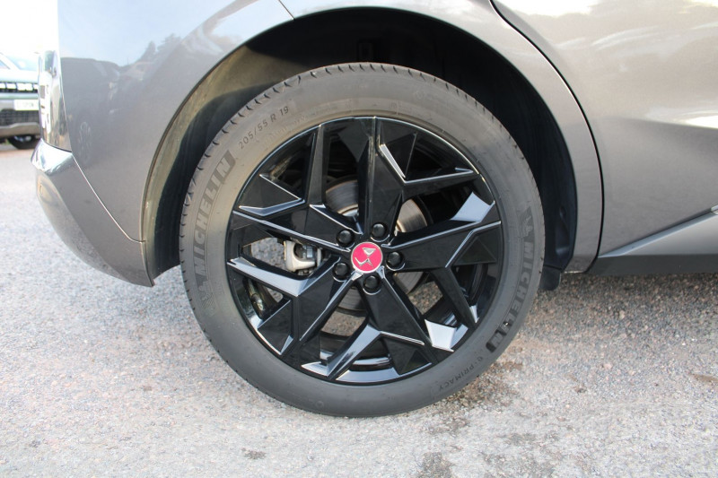 Photo 9 de l'offre de DS DS4 CROSSBACK III 180 CV PERFORMANCE LINE + I-COKPIT GPS 3D FULL LED CAMÃRA 360Â° BOITE AUTO EAT-8 à 25990€ chez Bougel transactions