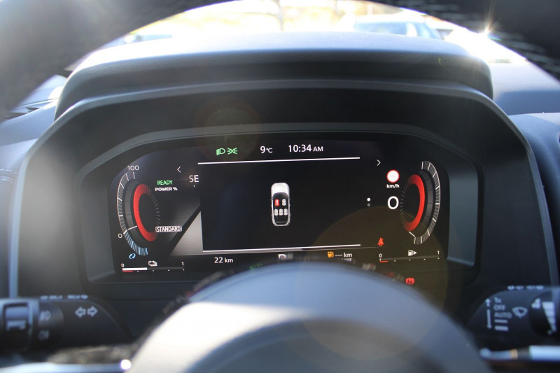 Photo 18 de l'offre de NISSAN QASHQAI 5 N-CONNECTA E-POWER 190 CV HYBRIDE GPS 3D CAMÃRA 360Â° JA 18 I-COKPIT BOITE AUTO à 29990€ chez Bougel transactions