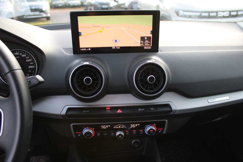 Photo 14 de l'offre de AUDI Q2 S-LINE 35 TFSI 150 CV CAMÃRA FULL LED GPS 3D PK HIVER JA 17 BOITE AUTO S-TRONIC à 27990€ chez Bougel transactions