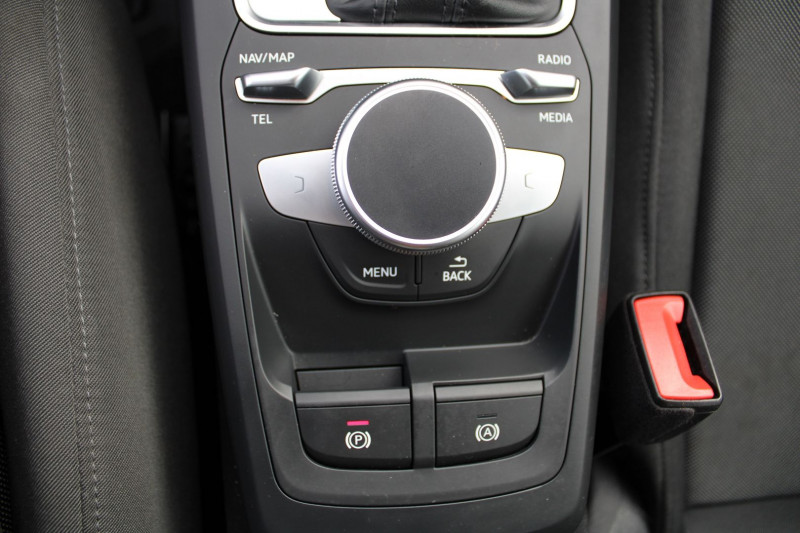 Photo 17 de l'offre de AUDI Q2 S-LINE 35 TFSI 150 CV CAMÃRA FULL LED GPS 3D PK HIVER JA 17 BOITE AUTO S-TRONIC à 27990€ chez Bougel transactions