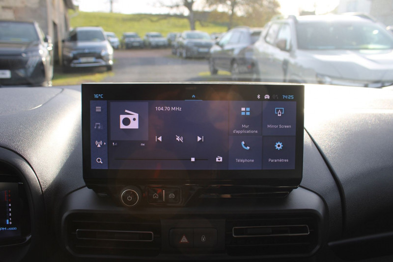 Photo 15 de l'offre de CITROEN BERLINGO 5 PLUS BLUE HDI 130 CV GPS CARPLAY CAMÃRA I-COKPIT FULL LED JA 16 BOITE AUTO EAT-8 à 26990€ chez Bougel transactions