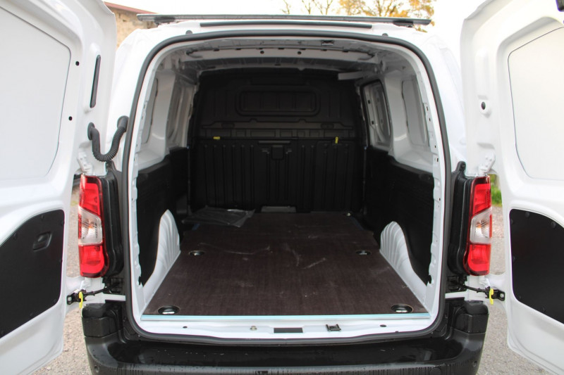 Photo 6 de l'offre de CITROEN BERLINGO 5 AFFAIRE XL 950KG BLUEHDI 130CH S&S EAT8 à 24990€ chez Bougel transactions