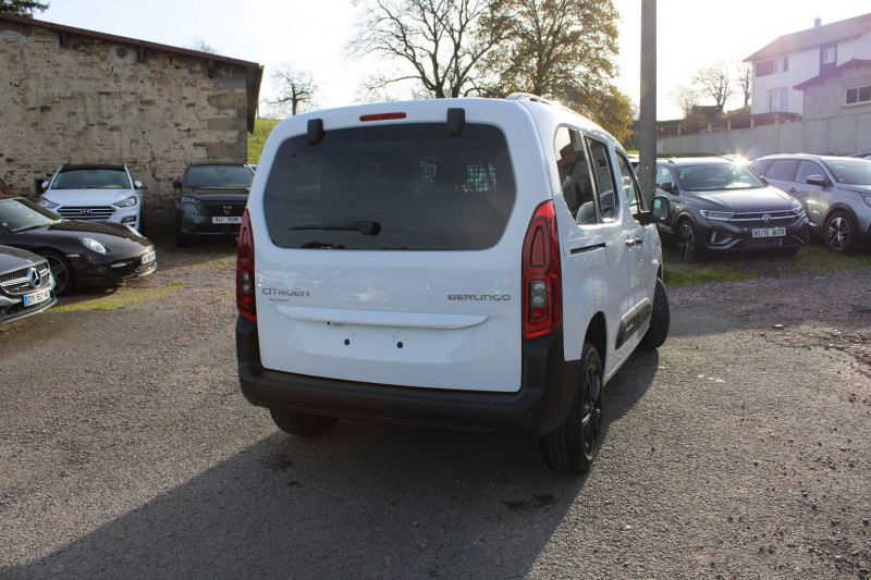 Photo 2 de l'offre de CITROEN BERLINGO 5 PLUS BLUE HDI 130 CV GPS CARPLAY CAMÃRA I-COKPIT FULL LED JA 16 BOITE AUTO EAT-8 à 26990€ chez Bougel transactions