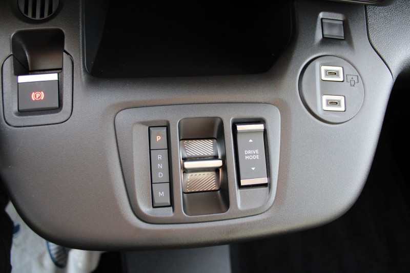 Photo 16 de l'offre de CITROEN BERLINGO 5 PLUS BLUE HDI 130 CV GPS CARPLAY CAMÃRA I-COKPIT FULL LED JA 16 BOITE AUTO EAT-8 à 26990€ chez Bougel transactions