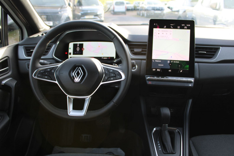 Photo 11 de l'offre de RENAULT CAPTUR 5 TCE 160 CV TECHNO HYBRIDE GPS 3D CAMÃRA USB JA 18 I-COKPIT FULL LED BOITE AUTO à 25990€ chez Bougel transactions