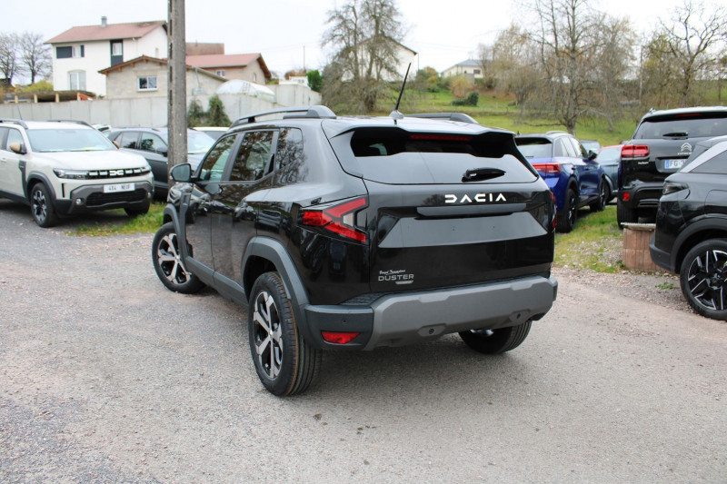 Photo 3 de l'offre de DACIA DUSTER VI JOURNEY 140 CV HYBRIDE GPS 3D CLIM CAMÃRA USB JA 18 I-COKPIT FULL LED BOITE AUTO à 25990€ chez Bougel transactions