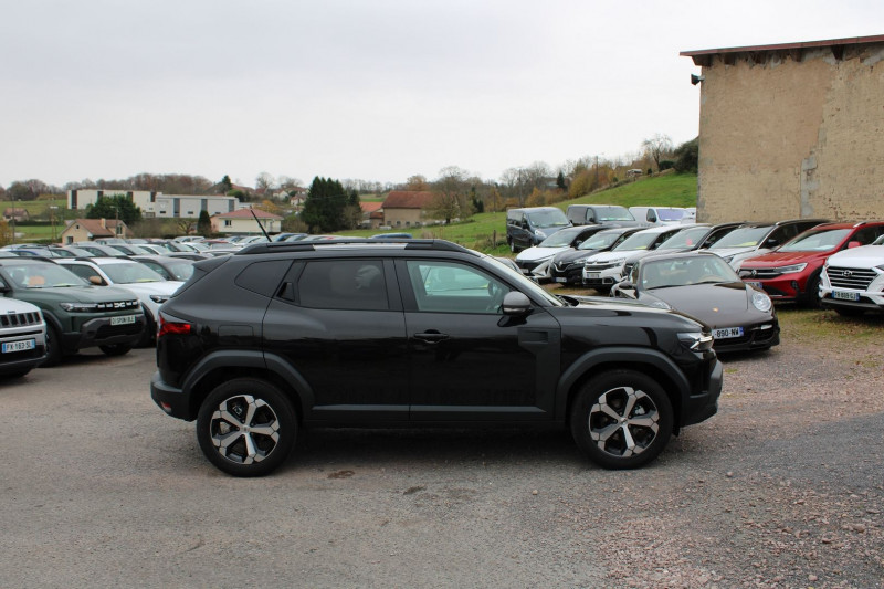 Photo 5 de l'offre de DACIA DUSTER VI JOURNEY 140 CV HYBRIDE GPS 3D CLIM CAMÃRA USB JA 18 I-COKPIT FULL LED BOITE AUTO à 25990€ chez Bougel transactions